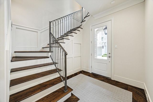 2413 Mimosa Drive, Houston, TX 77019