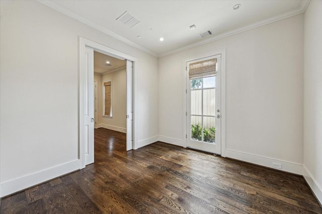 2413 Mimosa Drive, Houston, TX 77019