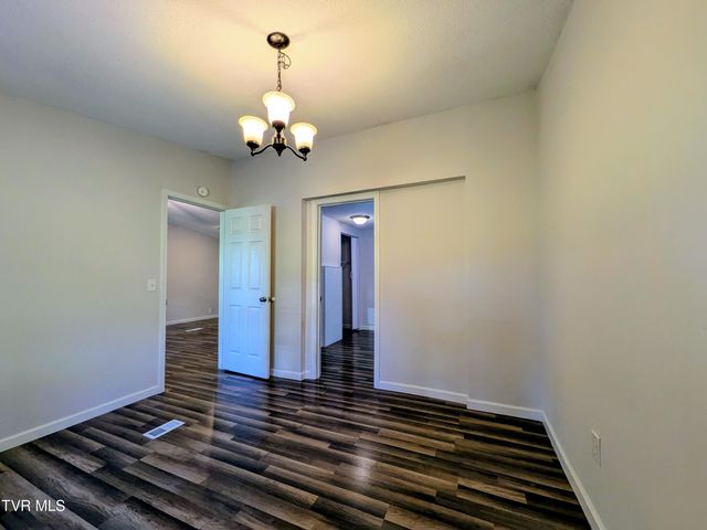 128 Holly Hills Road, Jonesborough, TN 37659