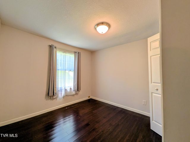 128 Holly Hills Road, Jonesborough, TN 37659