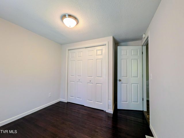 128 Holly Hills Road, Jonesborough, TN 37659