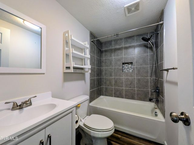 128 Holly Hills Road, Jonesborough, TN 37659