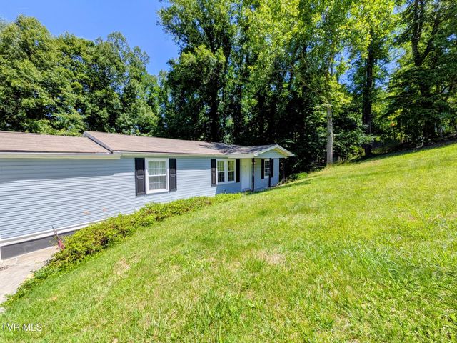 128 Holly Hills Road, Jonesborough, TN 37659