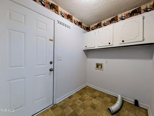 128 Holly Hills Road, Jonesborough, TN 37659
