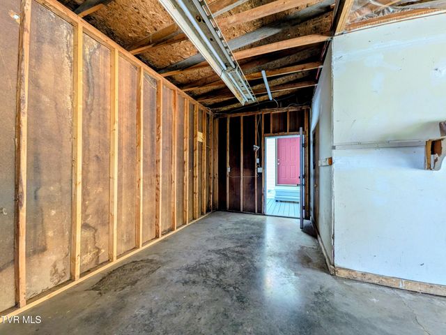 128 Holly Hills Road, Jonesborough, TN 37659