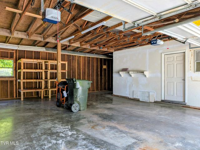 128 Holly Hills Road, Jonesborough, TN 37659