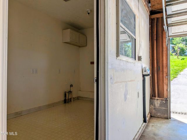 128 Holly Hills Road, Jonesborough, TN 37659