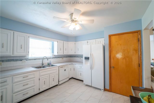 111 Norwood Road, Nitro, WV 25143