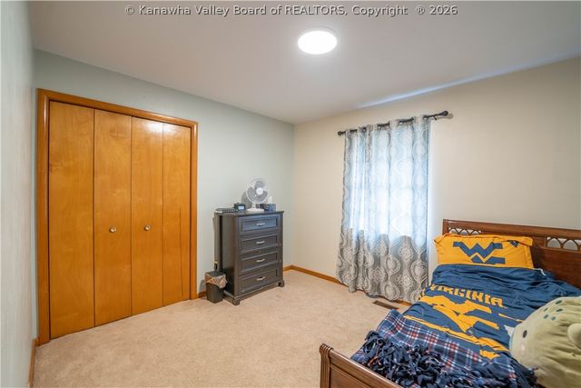 111 Norwood Road, Nitro, WV 25143