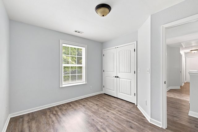 959 Lower Mill Road, Hixson, TN 37343