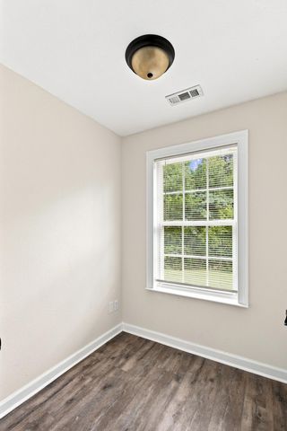 959 Lower Mill Road, Hixson, TN 37343