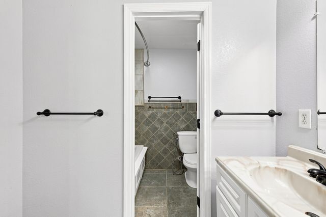 959 Lower Mill Road, Hixson, TN 37343