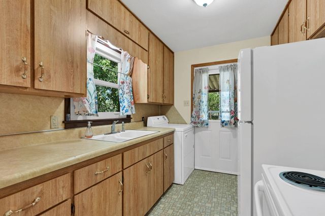 3414 S Hiram Ave, Wichita, KS 67217