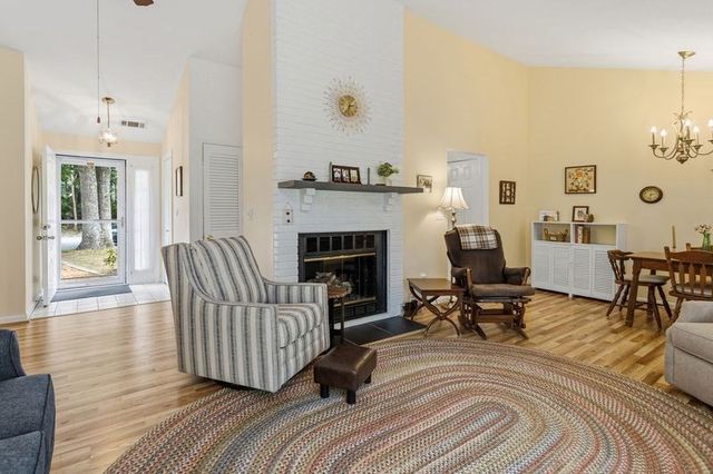 58-C58 Harbor Lights Rd c58, Bourne, MA 02532