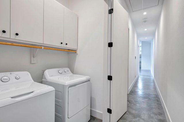 907 Kern Street B, Houston, TX 77009