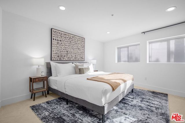 8755 Skyline Drive, Los Angeles, CA 90046