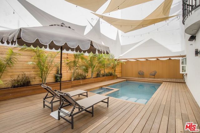 8755 Skyline Drive, Los Angeles, CA 90046