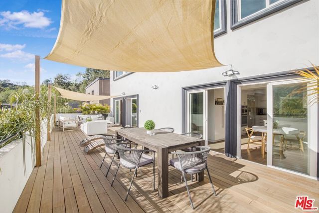 8755 Skyline Drive, Los Angeles, CA 90046