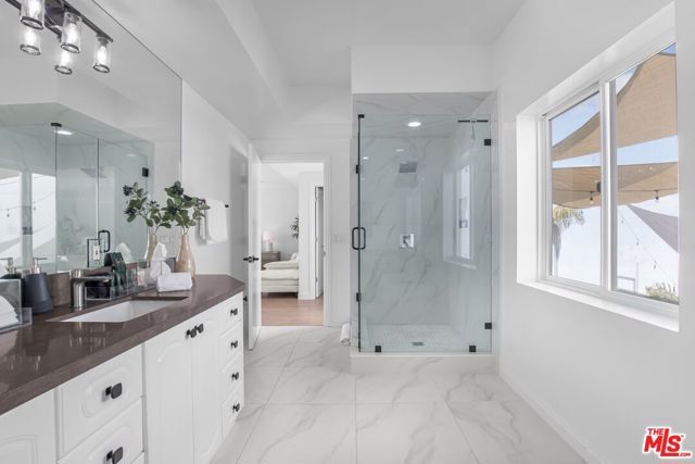 8755 Skyline Drive, Los Angeles, CA 90046