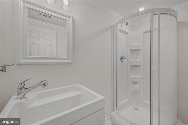 22 LOPEZ DR, Martinsburg, WV 25405