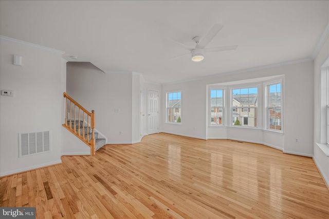 22 LOPEZ DR, Martinsburg, WV 25405