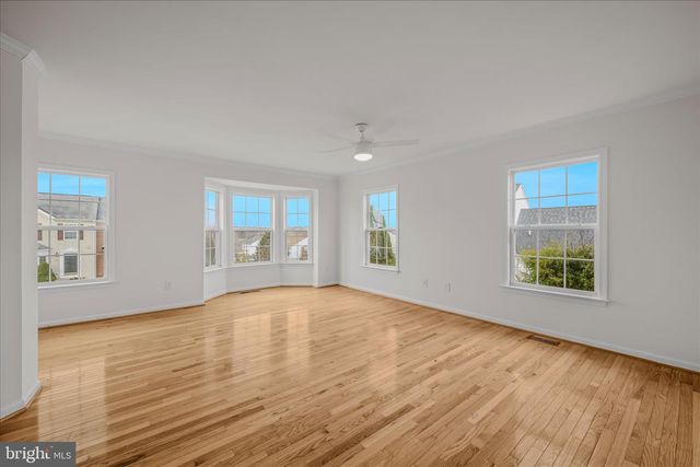 22 LOPEZ DR, Martinsburg, WV 25405