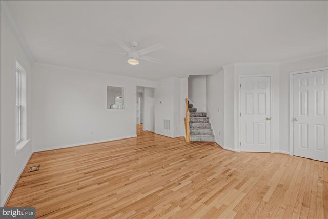 22 LOPEZ DR, Martinsburg, WV 25405