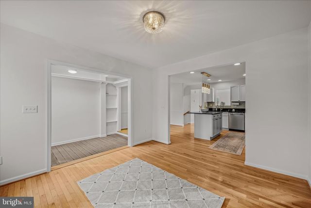 22 LOPEZ DR, Martinsburg, WV 25405