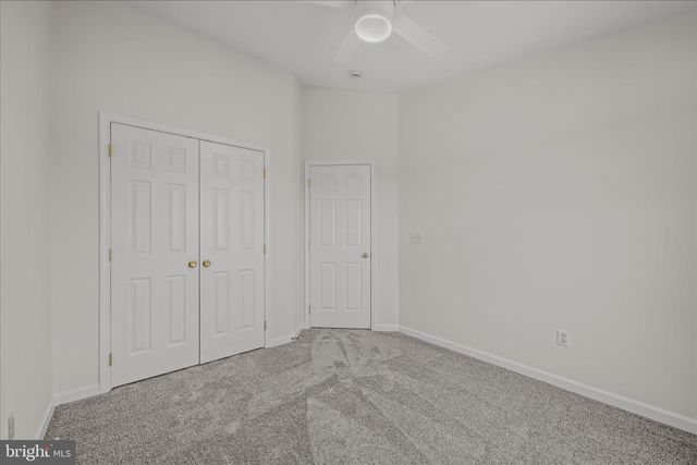 22 LOPEZ DR, Martinsburg, WV 25405