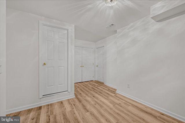 22 LOPEZ DR, Martinsburg, WV 25405