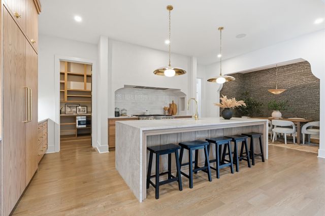 4520 Belmont Park Ter, Nashville, TN 37215