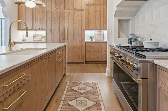 4520 Belmont Park Ter, Nashville, TN 37215