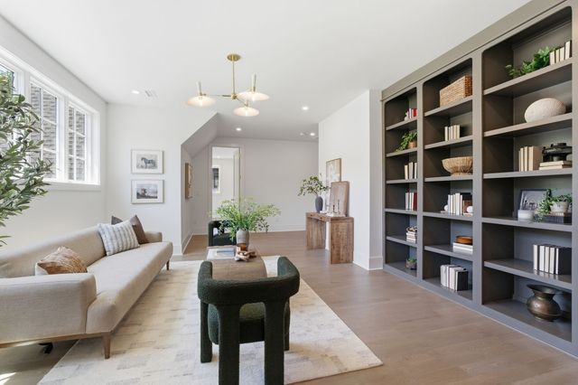 4520 Belmont Park Ter, Nashville, TN 37215
