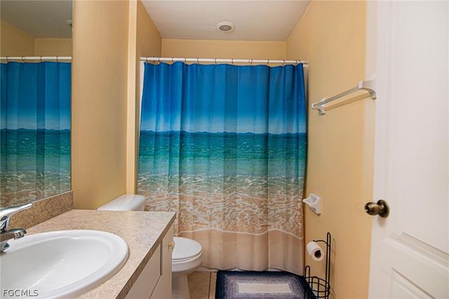 416 NW 7th TER, Cape Coral, FL 33993