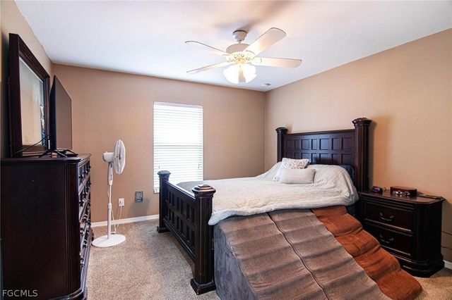 416 NW 7th TER, Cape Coral, FL 33993