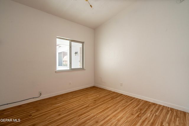 904 Oneida Drive, El Paso, TX 79912