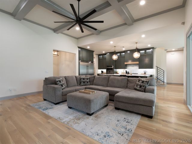 12615 S Granite Avenue E, Bixby, OK 74008