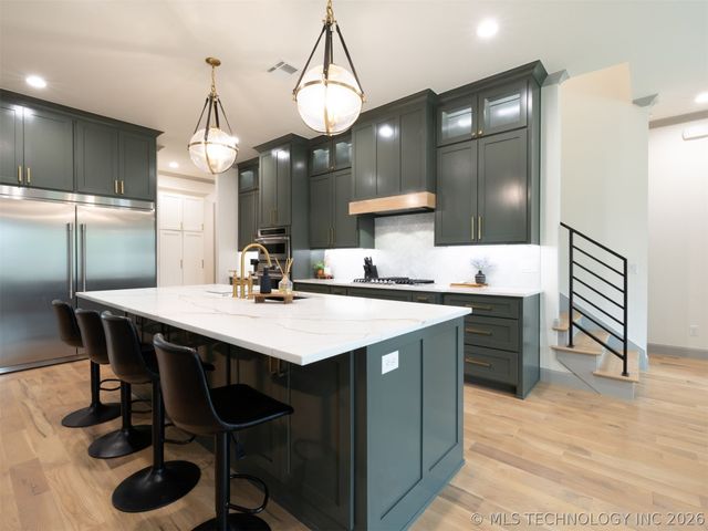 12615 S Granite Avenue E, Bixby, OK 74008