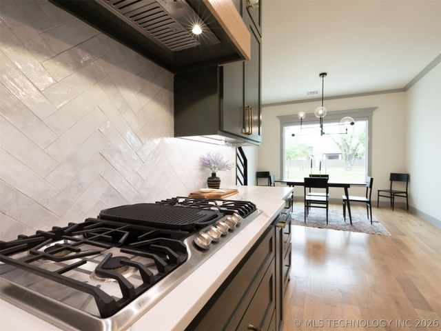 12615 S Granite Avenue E, Bixby, OK 74008