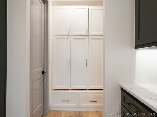 12615 S Granite Avenue E, Bixby, OK 74008