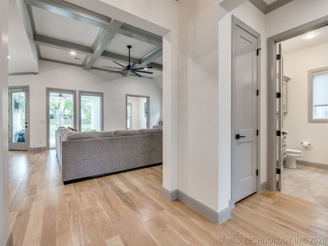 12615 S Granite Avenue E, Bixby, OK 74008