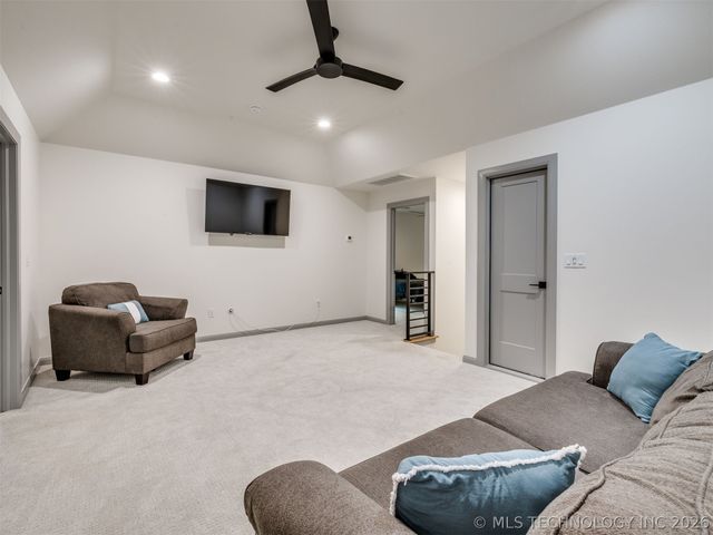 12615 S Granite Avenue E, Bixby, OK 74008