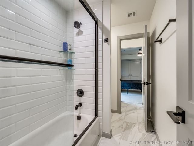 12615 S Granite Avenue E, Bixby, OK 74008