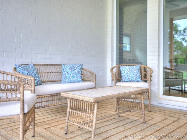 12615 S Granite Avenue E, Bixby, OK 74008