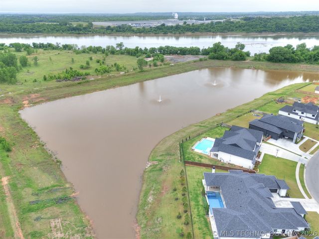 12615 S Granite Avenue E, Bixby, OK 74008