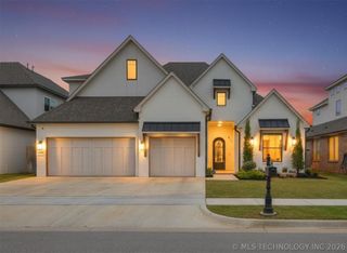 12615 S Granite Avenue E, Bixby, OK 74008