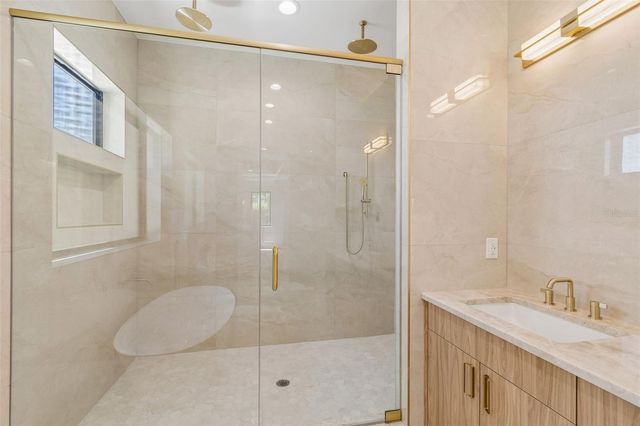 206 S TREASURE DRIVE, Tampa, FL 33609
