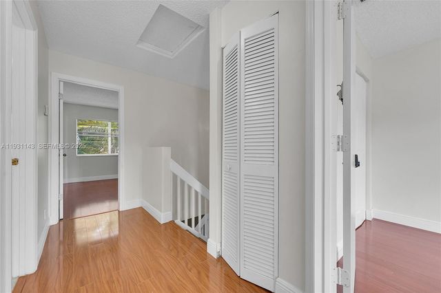 1121 SW 44th Ave, Deerfield Beach, FL 33442