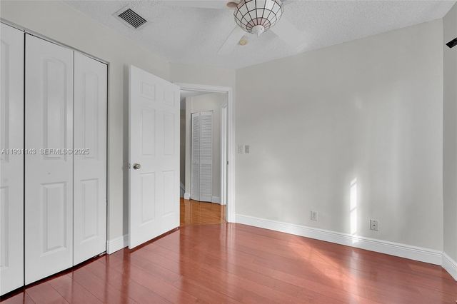 1121 SW 44th Ave, Deerfield Beach, FL 33442