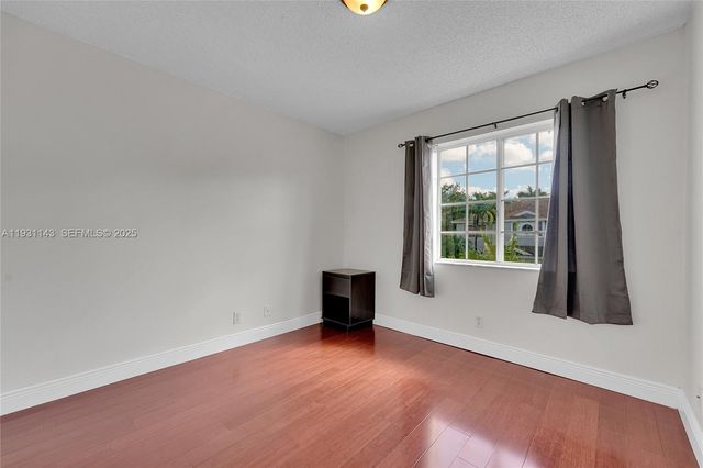 1121 SW 44th Ave, Deerfield Beach, FL 33442